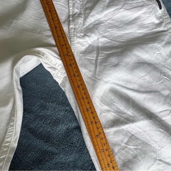 Women's Silver Distressed SUKI High Capri Super Stretch White Jeans-Size 16- NWT - Picture 11 of 13